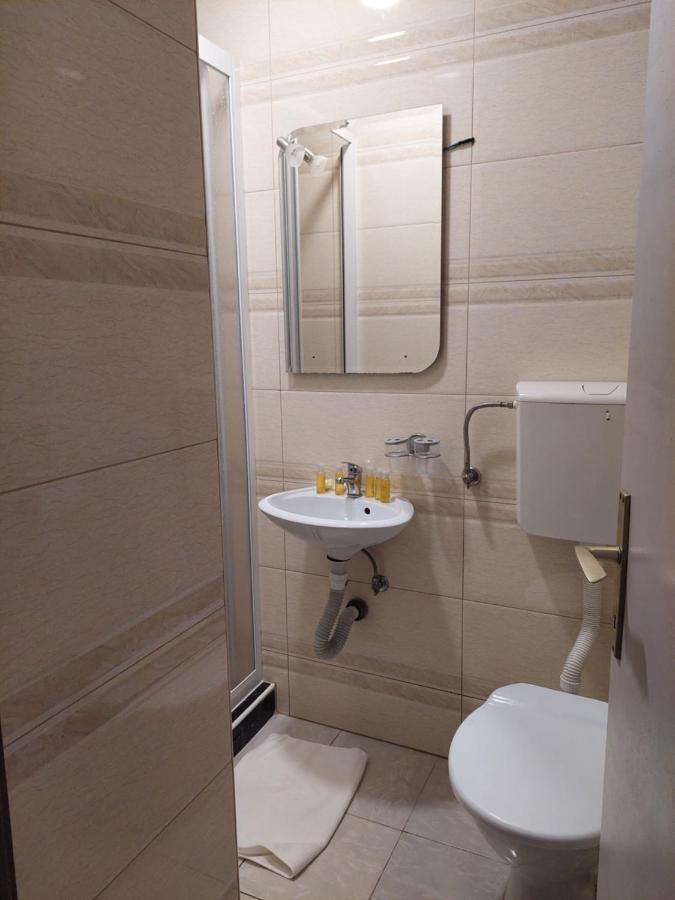 Wellness & Spa Hotel Acd Annex Херцег-Новий Екстер'єр фото